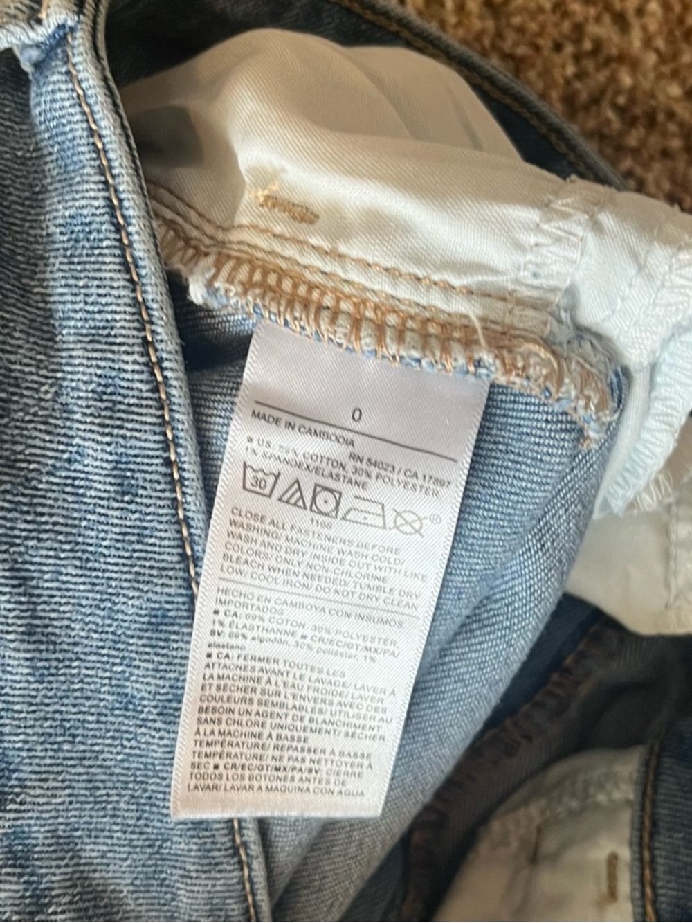 Old Navy Women's High-Rise WOW Wide-Leg Jeans - Picture 4 of 8